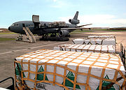 KC-10に搭載されるパレット化貨物