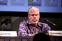 Ron Perlman (Clay Morrow)