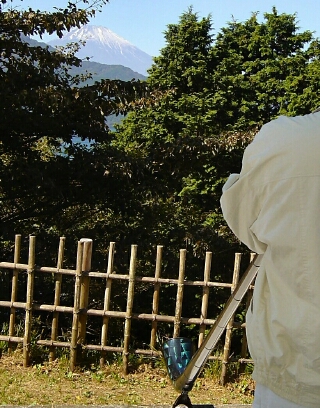Myself playing alphorn before Mount Fuji