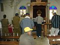 תפילת מנחה בבית הכנסת (דצמבר 2009)