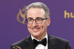 john oliver emmy carpet