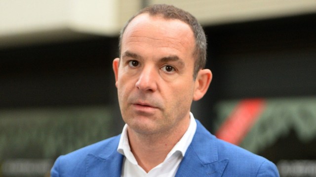 Article thumbnail: File photo dated 23/1/2019 of Martin Lewis. Households can expect to take a "seismic" hit to their energy bills which could force some to decide whether to eat or heat their homes, according to the consumer expert. Money Saving Expert founder Lewis said the Government must intervene now to avoid a crisis in the energy market. Issue date: Tuesday January 4, 2022. PA Photo. See PA story CONSUMER Energy. Photo credit should read: Kirsty O'Connor/PA Wire