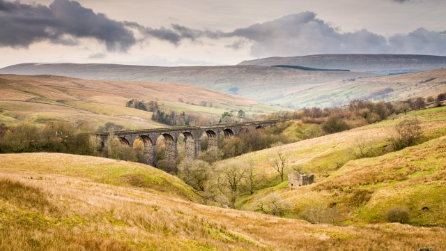 Article thumbnail: Dent Head Viaduct is the next bridge going north from the Ribblehead Viaduct on the Settle to Carlisle Railway Line