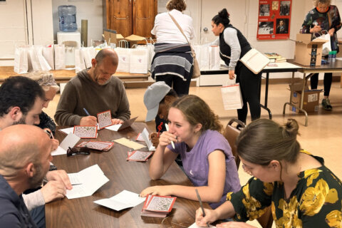 National Museum of American Jewish Military History helps hospitalized veterans with care packages, heartwarming notes