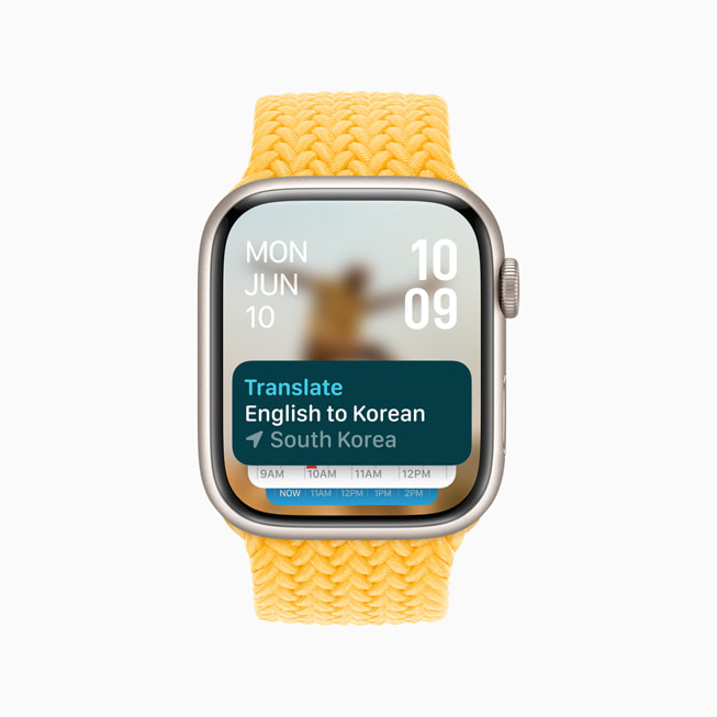 L’app Traduire affichée dans la pile intelligente sur Apple Watch avec S9.