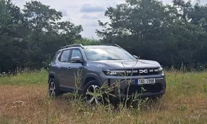 Recenze & testy: Dacia Duster hybrid 140: Tak už mě také dostali...