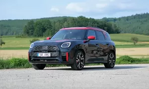 Recenze & testy: Mini Countryman JCW: Mini, kde je všechno na max