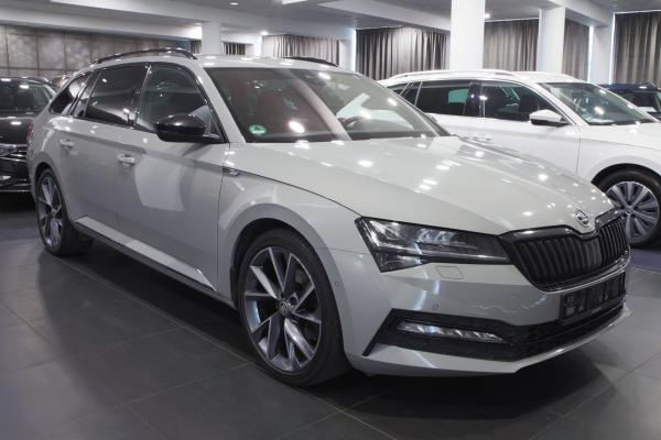 Škoda Superb 3 Combi 2.0 TDI 140kW DSG Sportline / Facelift 2020 / Matrix Led / ALU 19''