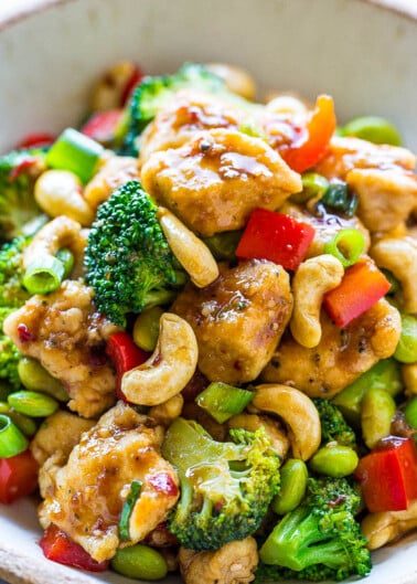 Chicken with Cashew Nuts in Cashew Chicken Sauce