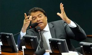 TSE mantém prisão preventiva de ex-deputado acusado de violência política de gênero.