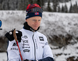 20231108: Sjusjøen skiskyting. Johannes Thingnes Bø er ferdig med dagens trening ifm sesongstarten på Sjusjøen. Foto: Morten Kristoffersen / TV2