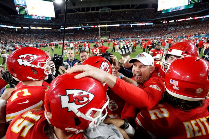 El Super Bowl LIV entre Kansas City Chiefs y San Francisco 49ers en el Hard Rock Stadium de Miami, en 2020. Foto: archivo.