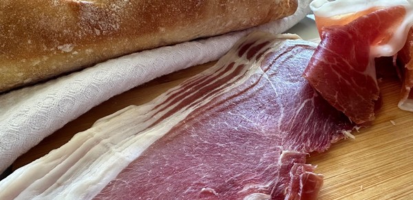 ¿Cuál es el mejor jamón crudo para comprar en el supermercado?