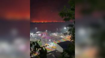 Imagens virais mostram cortina de fogo e fumaça no horizonte durante celebração de São João em Mato Grosso do Sul