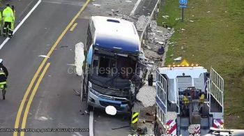 Duas das quatro vítimas socorridas não resistiram e foram a óbito no hospital; quatro morreram no local 