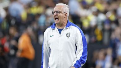 Técnico Dorival Júnior durante vitória do Brasil contra o Paraguai por 4 a 1 em jogo válido pela fase de grupos da Copa América