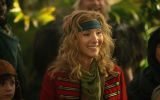 Lisa Kudrow em "Os Bandidos do Tempo", série da Apple TV+