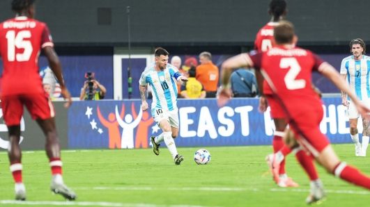 Messi anotou o segundo gol da vitória da Argentina contra o Canadá