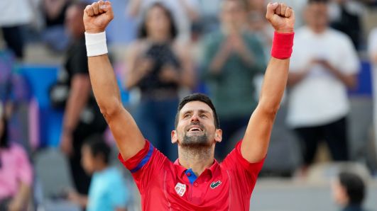 Djokovic enfrenta Calos Alcaraz na final do tênis em Paris 2024