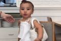 Filha de Neymar e Bruna Biancardi, Mavie usa bolsa da Dior de R$ 33 mil