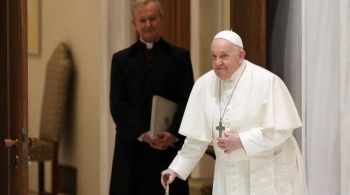 Francisco lamentou conflitos e fez novas orações pela paz durante audiência semanal no Vaticano