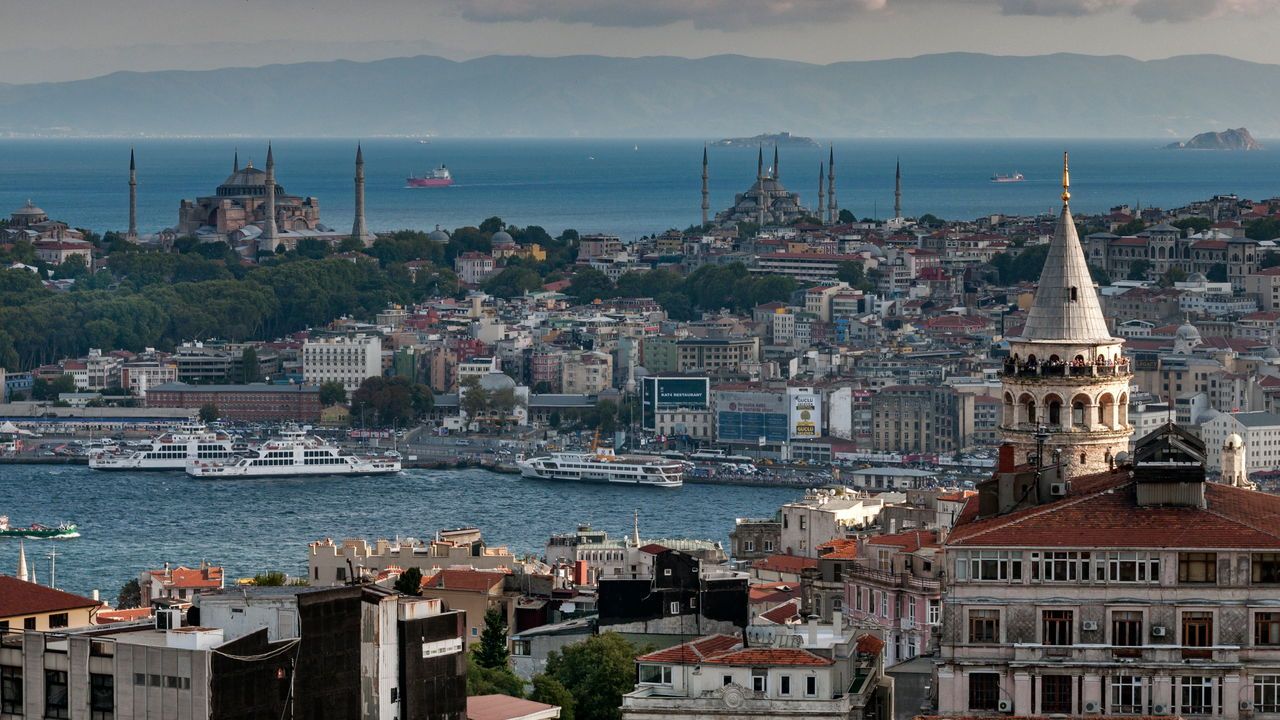 Galata Tower and the historical peninsula of Istanbul