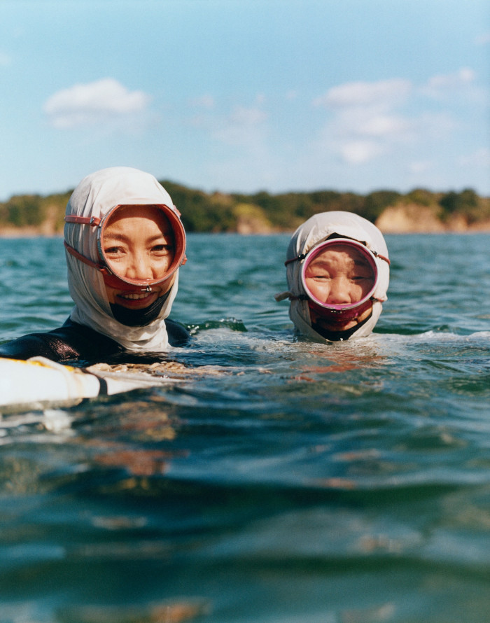 Freedivers Naoko and Kimiyo in Ago Bay, Japan