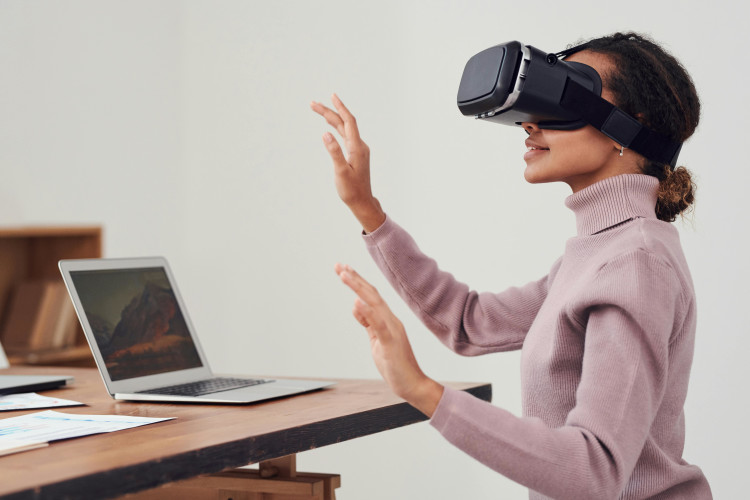 SJP expands VR adviser training through CII