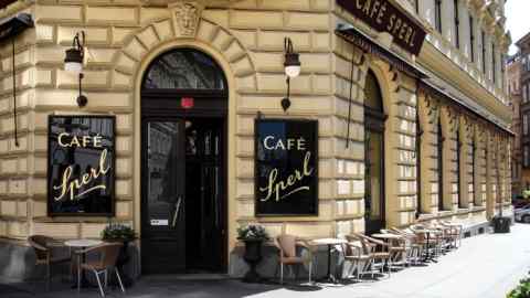Café Sperl on Gumpendorfer Straße, Vienna
