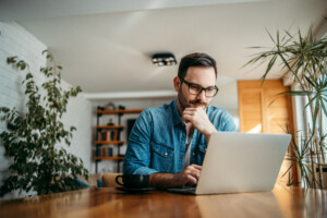 Virtuelle Call Center: Echte Verbindungen in einer KI-gestützten Welt