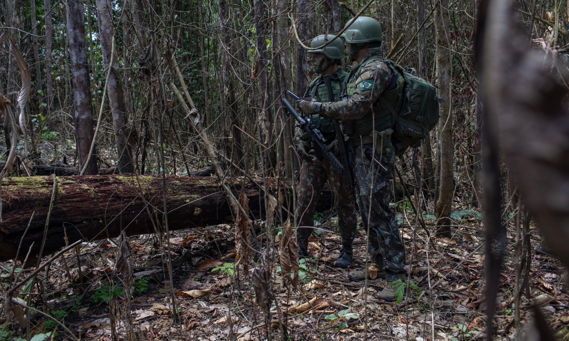 As ações resultaram em uma série de apreensões e destruições de equipamentos utilizados pelos garimpeiros