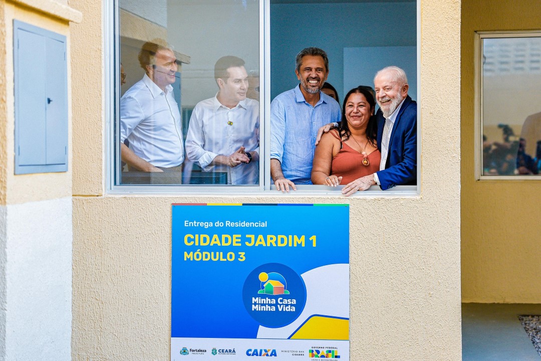 Mais de 1,6 mil pessoas são beneficiadas com as novas moradias do Residencial Cidade Jardim I, Módulo III, em Fortaleza. Governo planeja entregar mais 1.300 unidades na cidade em setembro