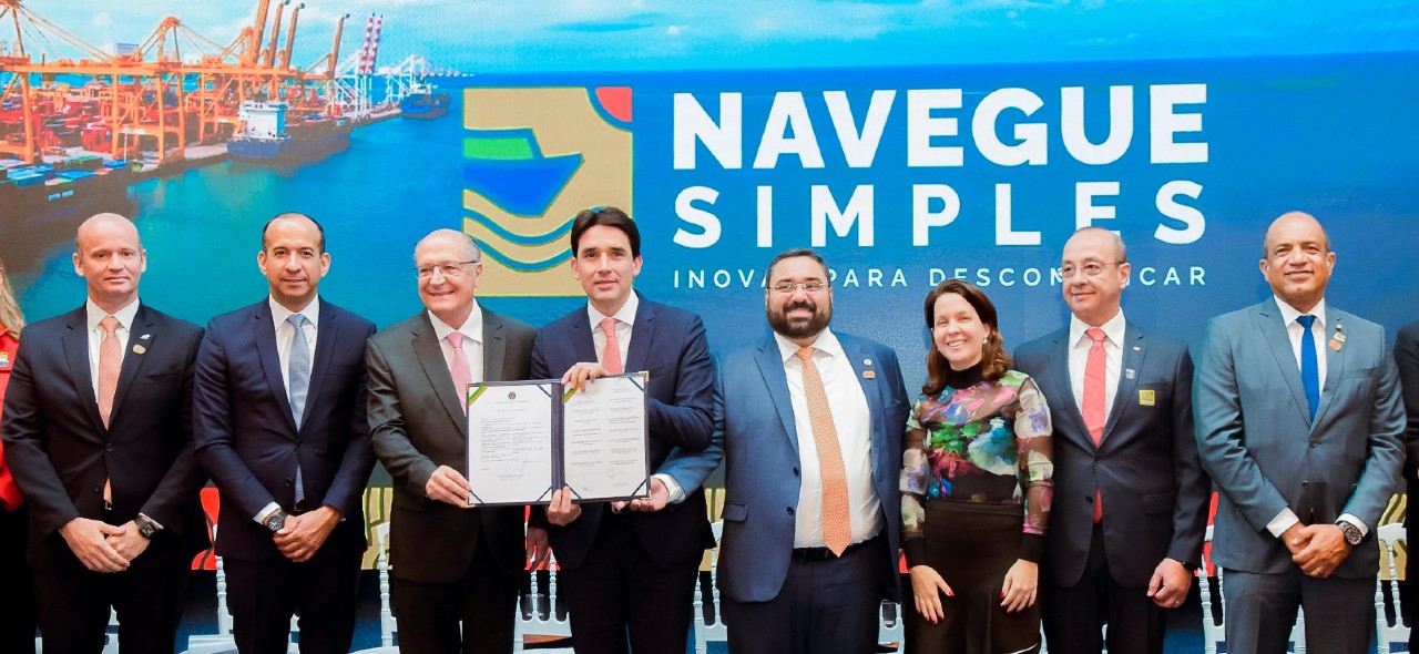 O Navegue simples vai recuperar, ampliar e desburocratizar investimentos e arrendamentos no setor portuário brasileiro