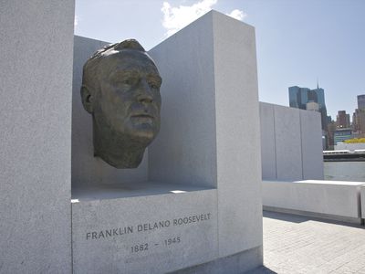 Sculpture by Jo Davidson at Franklin D. Roosevelt Four Freedoms Park, Roosevelt Island, New York City. Designed by architect Louis I. Kahn, the park is an inspiring civic space.