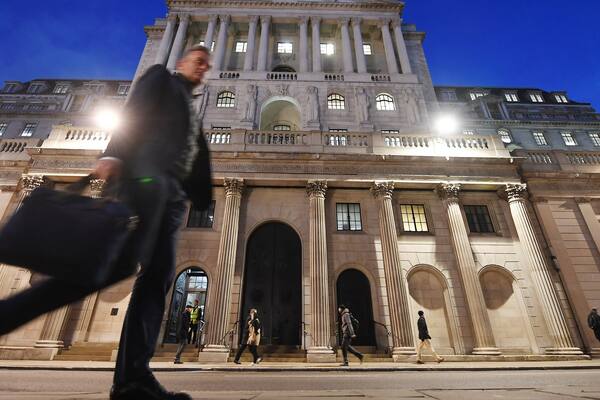 Bank of England chief signals no-deal Brexit would be ‘painful’