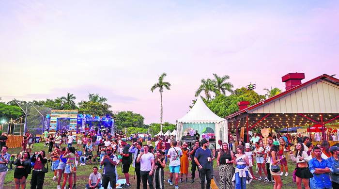 Más de 5.000 personas se reunieron cada día del festival.