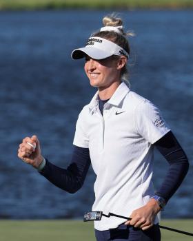 FILE PHOTO: Apr 21, 2024; The Woodlands, Texas, USA; Nelly Korda (USA) celebrates winning The Chevron Championship golf tournament. Mandatory Credit: Thomas Shea-USA TODAY Sports/File Photo (L'Equipe)