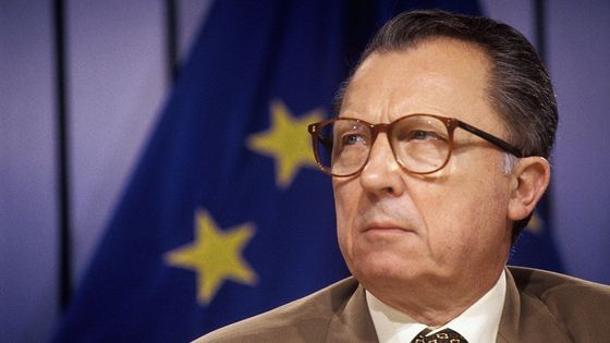 Le président de la Commission européenne Jacques Delors, à Bruxelles, Belgique, le 10 juin 1993