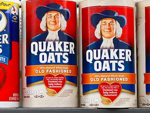 quaker oats on a store shelf