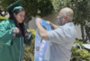 Padre guatemalteco se viraliza en graduación de su hija por esto