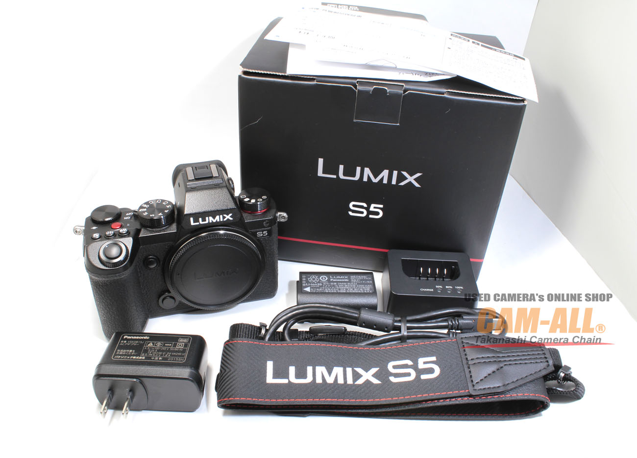 LUMIX DC-S5 �{�f�B