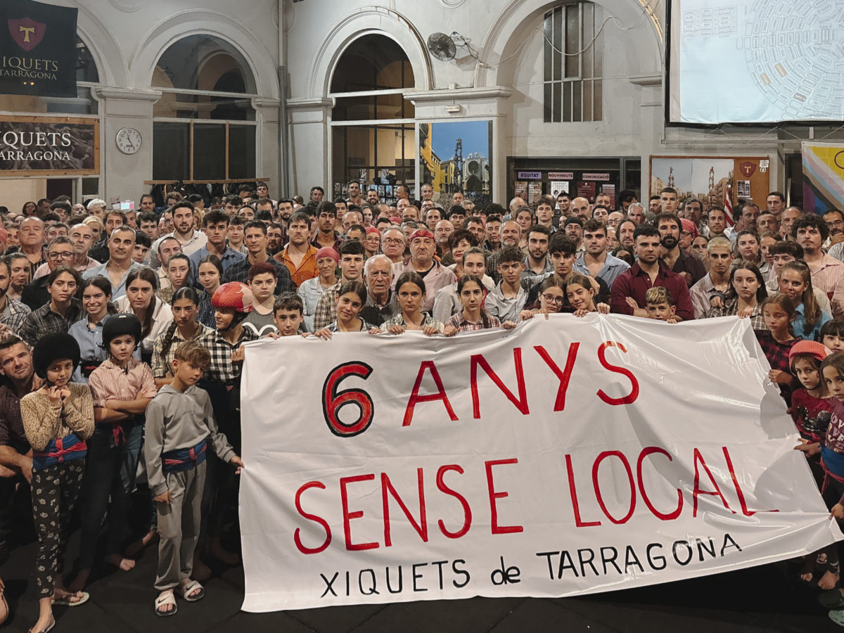 Els Xiquets de Tarragona reivindiquen solucions dignes després de 6 anys sense local