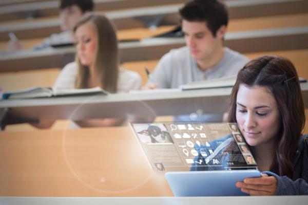 La manera de enseñar y de aprender cambian todo el tiempo, y la pandemia de Covid-19 que afectó a todo el mundo fue sin dudas un empujón para que muchos se animaran (algunos de manera obligada) a incursionar en las plataformas educativas.