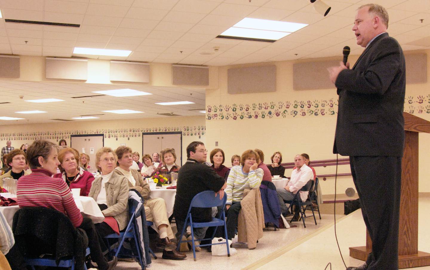 In 2006, Tim Walz, a former high school teacher, spoke to a Minnesota teachers’ group when campaigning for Congress.