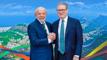 Lula da Silva, left, the Brazilian president, and Sir Keir Starmer, the UK prime minister say that more investment is needed in clean energy