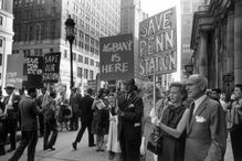 Jane Jacobs and others picket to save Penn Station from demolition, 1963