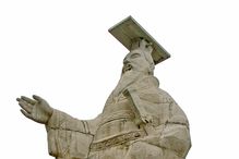 Modern statue of Qin Shi Huang