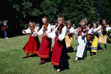 Fiddlers in Midsummer Festival