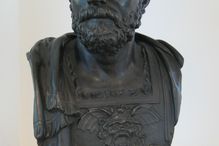 Bust of Hannibal Barca on shelf.