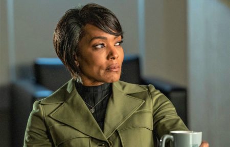 Angela Bassett on 9-1-1